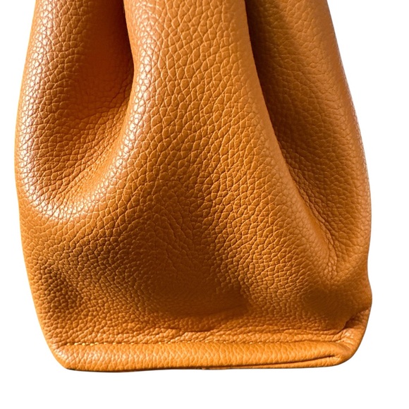 NEW Small Vinyl Bag with handle and crossbody strap. Carmel Color - Picture 4 of 10